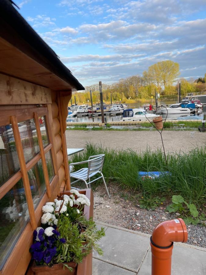 Grillkota Holzhuette Hotel Lauenburg Eksteriør billede