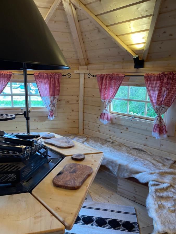 Grillkota Holzhuette Hotel Lauenburg Eksteriør billede